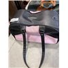 Image 4 : PET CARRIER, BOWMORE WHISKEY BAG AND AMERICAN TOURISTER TRAVEL BAG