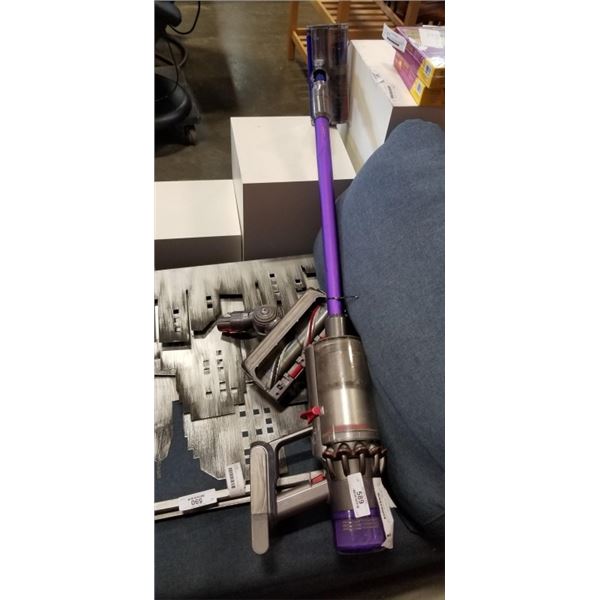 DYSON V11 ABSOLUTE CORDLESS VACUUM WORKING WITH CHARGER AND ACCESSORIES