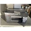 Image 1 : LG 1.5 CUBIC FOOT 1200 W MICROWAVE OVEN WORKING