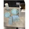 Image 2 : 2 NEW PARTY PLATE SETS  BLUE DOTS - EACH BOX CONTAINS CUPS, STRAWS, NAPKINS, AND 2 PLATE SIZES