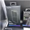 Image 3 : MOPHIE POWER BANKS WITH WIRELESS CHARGER AND CHARGING ACCESSORIES