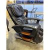 Image 2 : BLACK LEATHER MASSAGE CHAIR