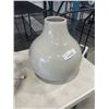 Image 3 : VINTAGE MILK GLASS LAMP AND MODERN GREY VASE