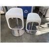 Image 1 : 2 WHITE ADJUSTABLE HIGHT BAR STOOLS