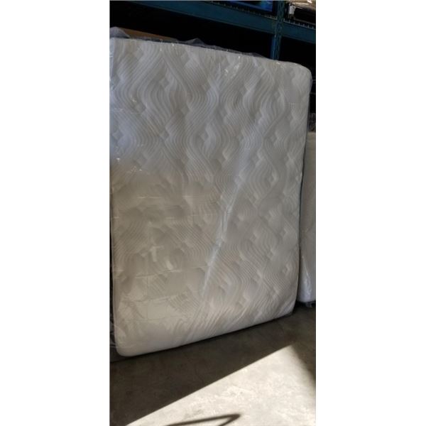 AS NEW LOGAN AND COVE QUEENSIZE PINNACLE MATTRESS