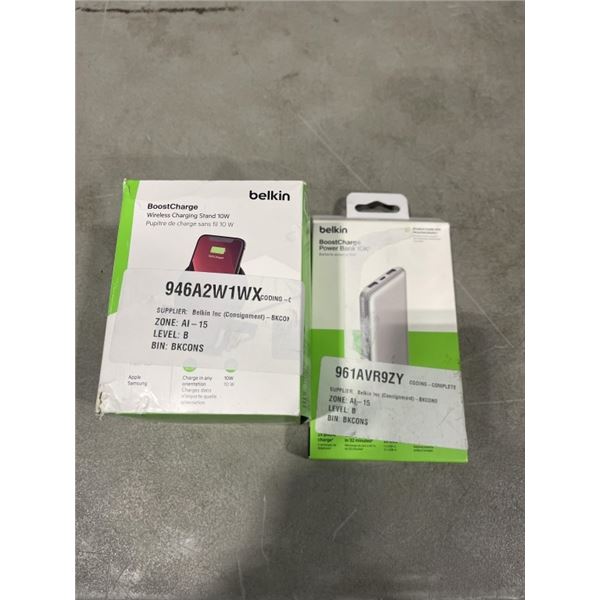 BELKIN BOOSTCHARGE WIRELESS CHARGING STAND 10W AND BELKIN BOOSTCHARGE POWER BANK 10K