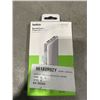 Image 3 : BELKIN BOOSTCHARGE WIRELESS CHARGING STAND 10W AND BELKIN BOOSTCHARGE POWER BANK 10K