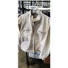 Image 2 : HARLEY DAVIDSON LEATHER JACKET SIZE SMALL / MEDIUM AND 3 DRESS SHIRTS
