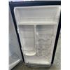 Image 3 : HAMILTON BEACH MINI FRIDGE