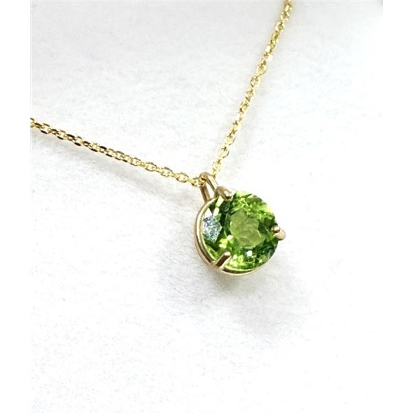 10KT YELLOW GOLD NATURAL PERIDOT ROUND PENDANT WITH GOLD PLATED STERLING SILVER CHAIN, RETAIL $350.0