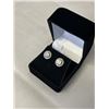 Image 3 : 2.00 CT TW GRA CERTIFIED ROUND BRILLIANT CUT MOISSANITE STONE VVS D COLOR WITH 40 ROUND BRILLIANT CU
