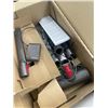 Image 3 : DYSON V11 TORQUE DRIVE CORDLESS VACUUM WORKING