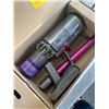 Image 4 : DYSON V11 TORQUE DRIVE CORDLESS VACUUM WORKING