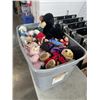 Image 2 : TOTE OF ASSORTED STUFFED ANIMALS