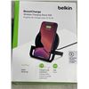 Image 3 : BELKIN BOOSTCHARGE WIRELESS CHARGING STAND 10W AND BELKIN BOOSTCHARGE POWER BANK 10K