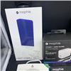 Image 3 : MOPHIE POWER BANKS WITH WIRELESS CHARGER AND CHARGING ACCESSORIES