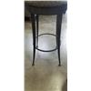 Image 3 : 2 HEAVY SWIVEL BAR STOOLS