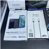 Image 4 : MOPHIE POWER BANKS WITH WIRELESS CHARGER AND CHARGING ACCESSORIES