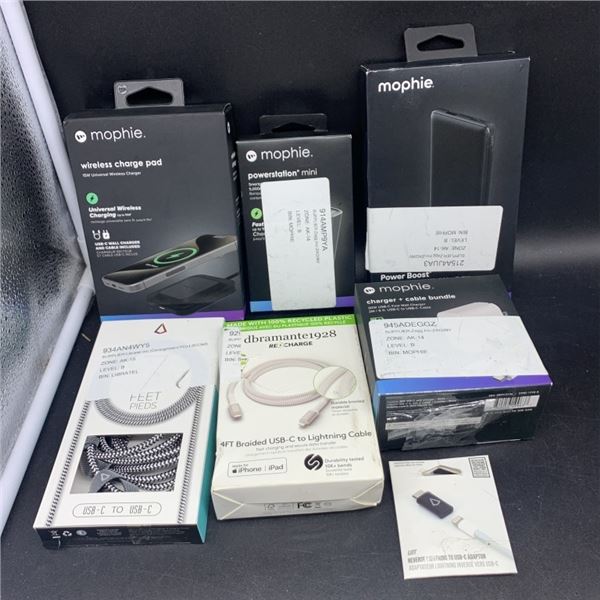 MOPHIE POWER BANKS WITH WIRELESS CHARGER AND CHARGING ACCESSORIES