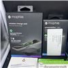 Image 2 : MOPHIE POWER BANKS WITH WIRELESS CHARGER AND CHARGING ACCESSORIES