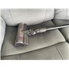 Image 3 : DYSON V15 DETECT TOTAL CLEAN VACUUM WORKING