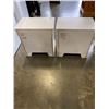 Image 4 : PAIR OF WHITE NIGHT STANDS