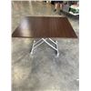 Image 3 : ADJUSTABLE HEIGHT FLIP TOP DESK / DINETTE TABLE
