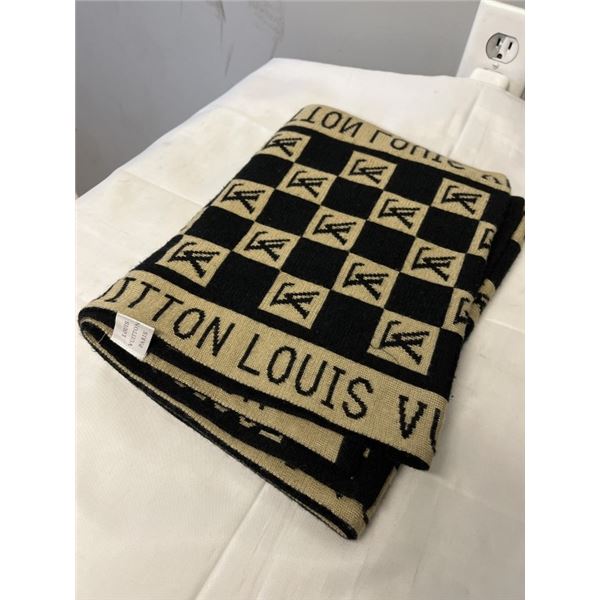 VINTAGE LOUIS VUITTON SCARF - RARE
