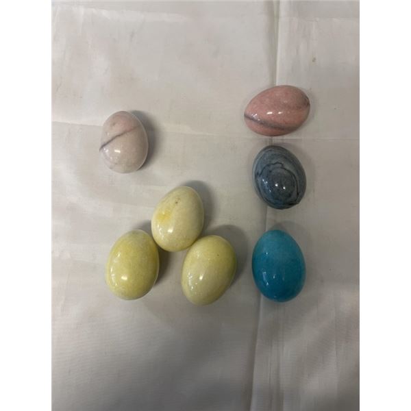 BAG W/ 7 SEMI PRECIOUS STONE EGGS
