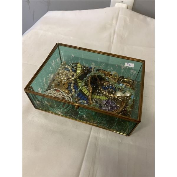 GLASS JEWELRY CASE W/ LOTS OF CONTENTS