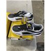 Image 2 : 2 NEW PAIRS OF EASTON DIAMOND LO WFII SIZE 9 AND 8 BASEBALL CLEATS BLACK / WHITE