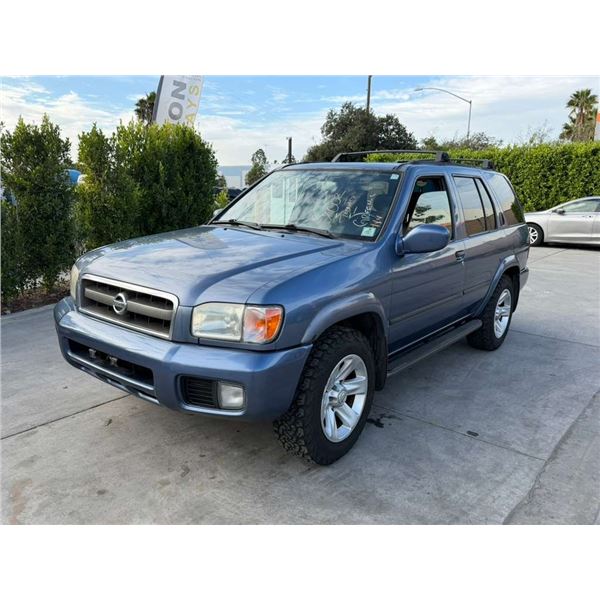NISS PATHFINDER 2002 T-DONATION