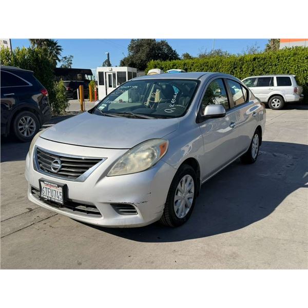 NISS VERSA 2012 T-DONATION