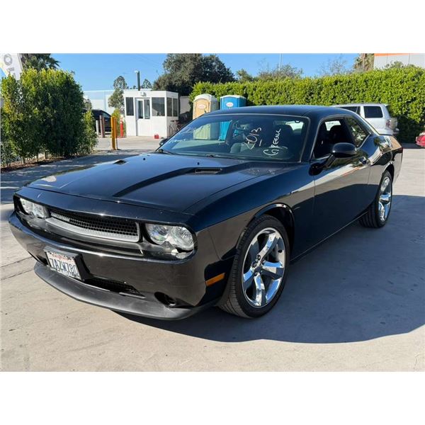 DODG CHALLENGER 2013 O/S TITLE 2 DAYS