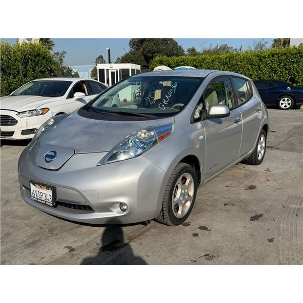 NISS LEAF 2011 T-DONATION