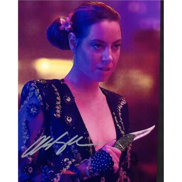 Aubrey Plaza facsimile signed photo