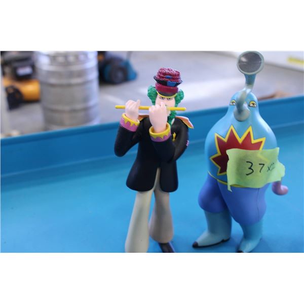 Two Psychedelic Cartoon Figurines