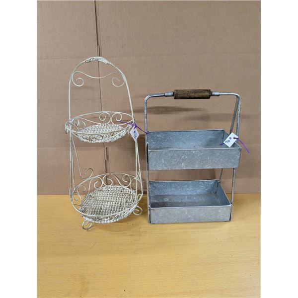 Metal carrier “Beauty” and white metal tiered tray