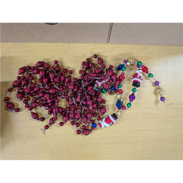 Glass chain strings (3)