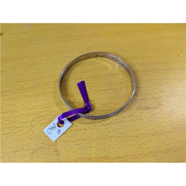 Sterling silver bangle, 15 grams