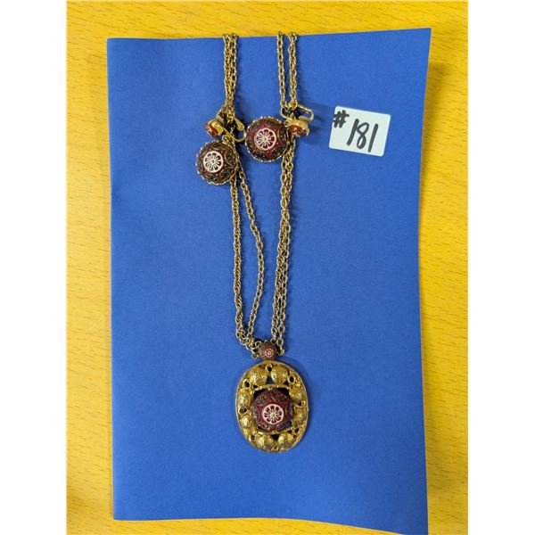 Celebrity necklace and earring set