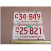 Image 1 : (2) 1975 Saskatchewan License Plate.