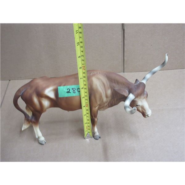 Vintage 1961 Breyer Texas Longhorn Bull Collectible Figurine - 12" X 6.5" Tall (Excellent Condition)