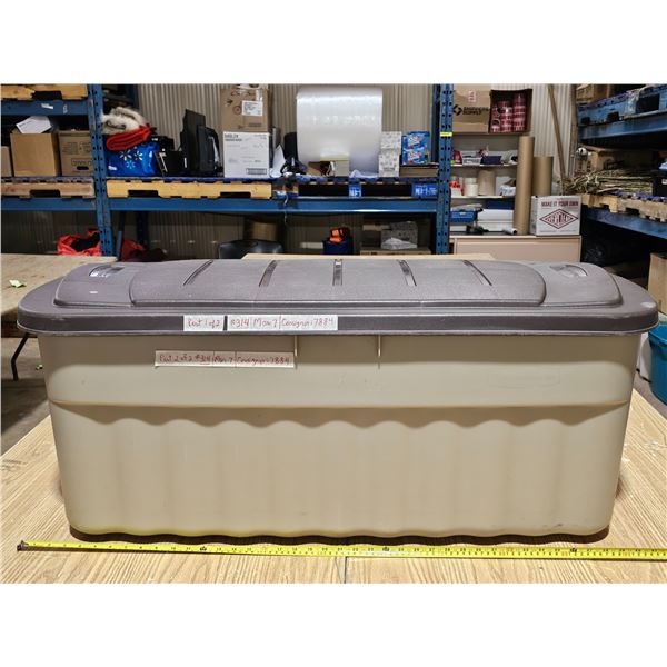 Large Rubbermaid beige container