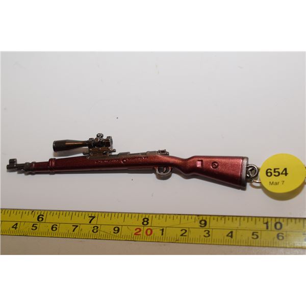 Rifle Keychain – Metal