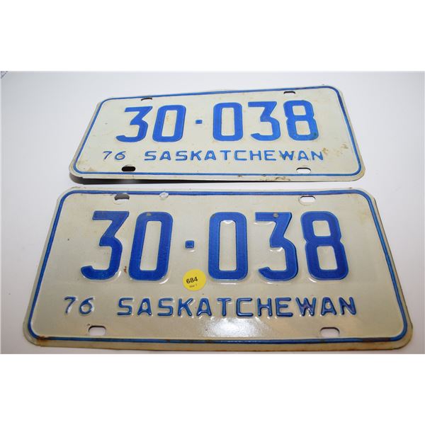 1976 Sask License Plate Set