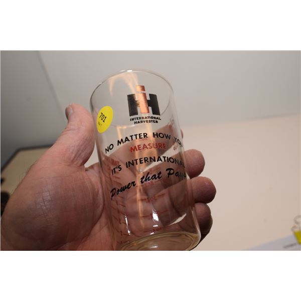 IH International Measuring Cup