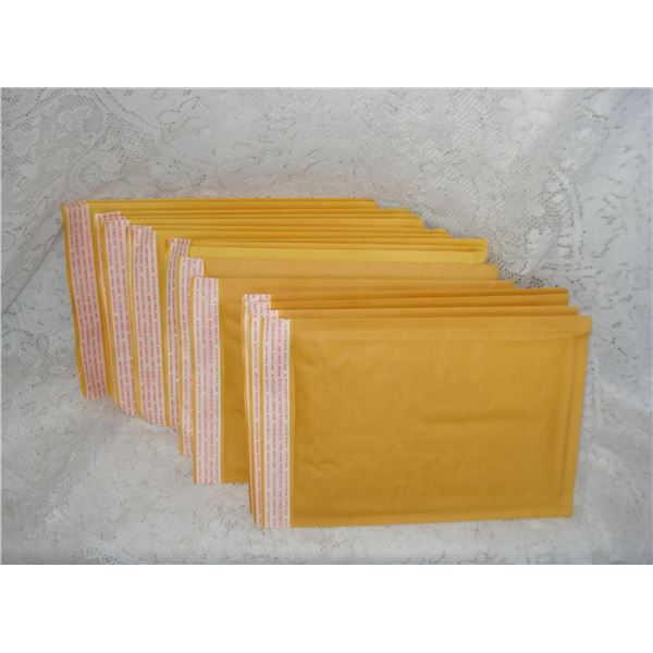 Lot of 16 Padded Shipping Envolopes