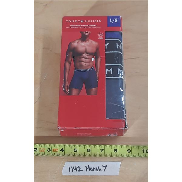 Men’s Tommy Hilfiger underwear, large (New)