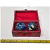Image 1 : 2 boading balls and case